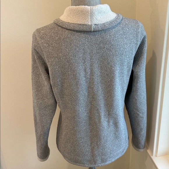 North face jacket. - Picture 4 of 6